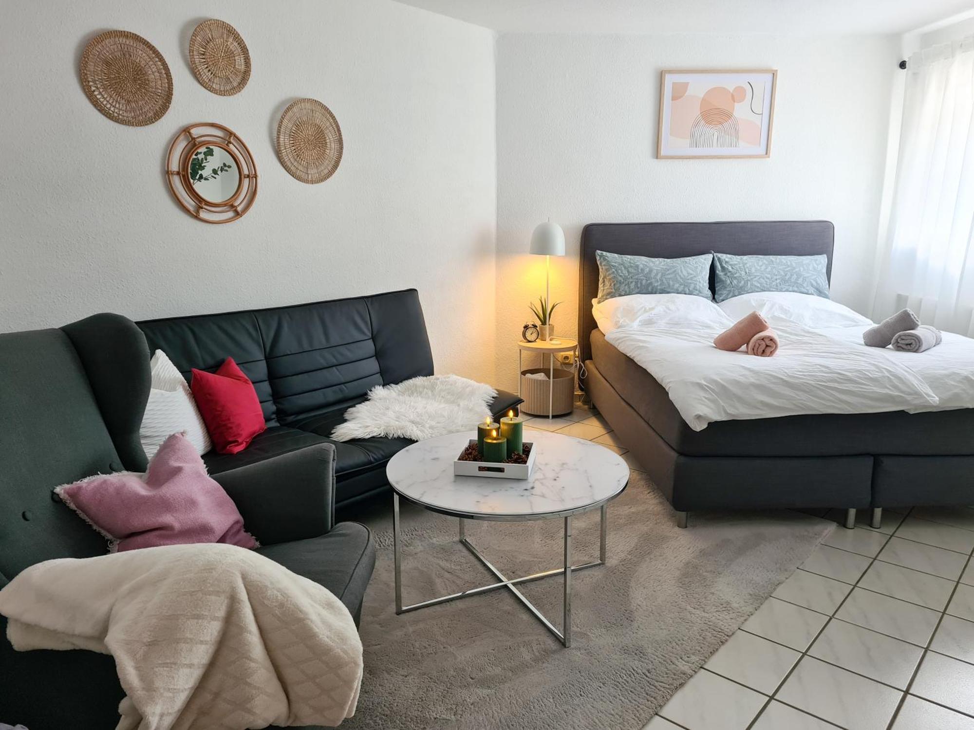 Rote Tuer - Landleben Pur! Apartment *